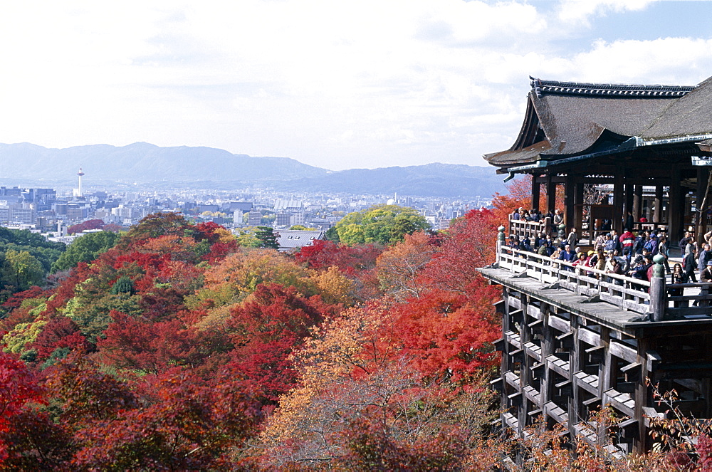 Kiyomizu Temple (Kiyomizu-dera), Kyoto, UNESCO World Heritage Site, Honshu, Japan, Asia