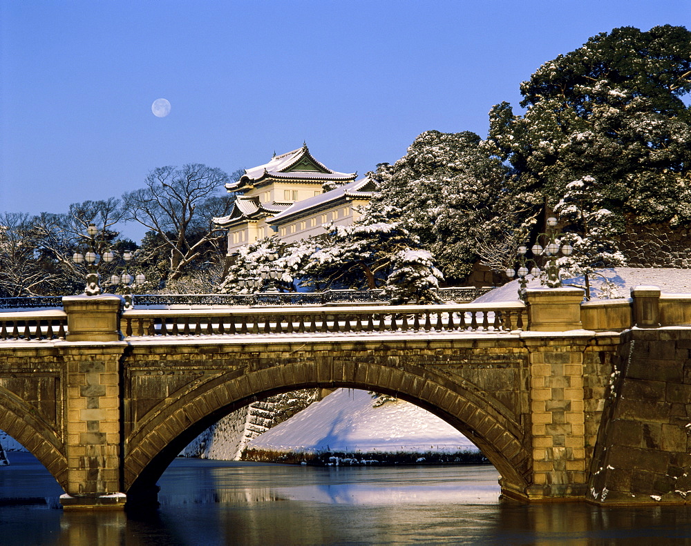 Imperial Palace and Nijubashi Bridge, Tokyo, Honshu, Japan, Asia