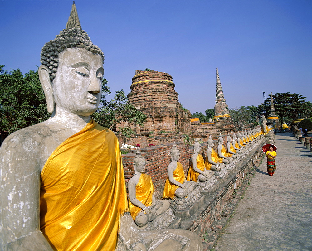 Line of Buddha statues, Wat Yai Chai Mongkhon, Ayutthaya, UNESCO World Heritage Site, Thailand, Southeast Asia, Asia