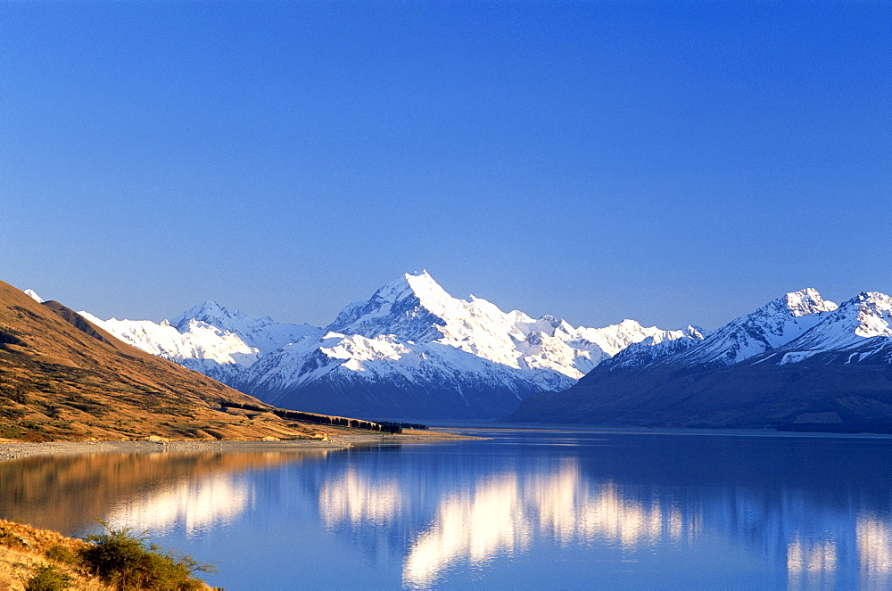 Lake Pukaki, Mount Cook, The Southern Alps, Pukaki, South Island, New Zealand, Pacific