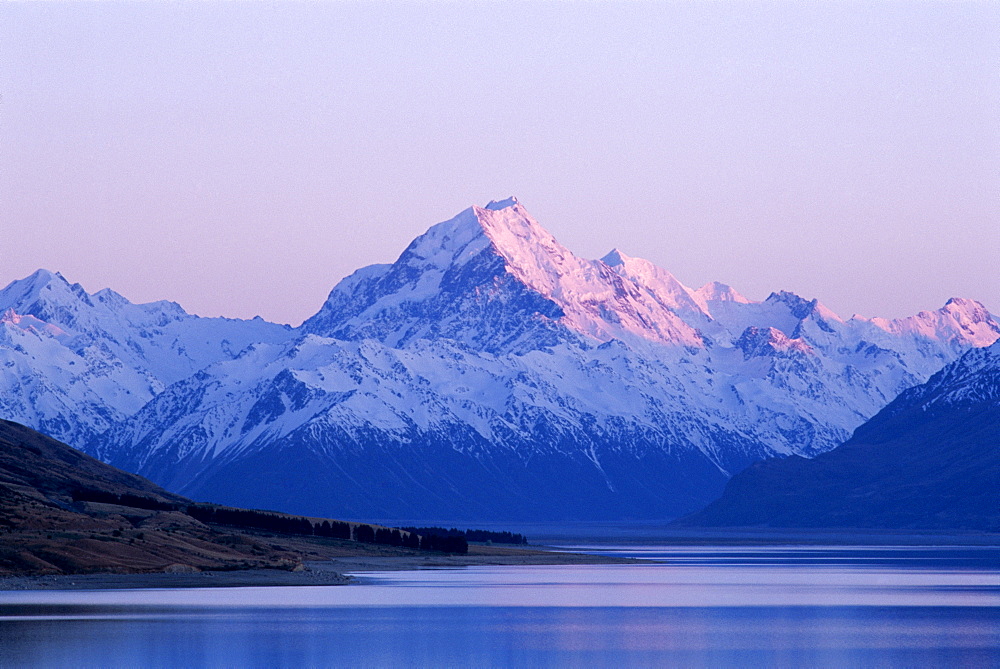 Lake Pukaki, Mount Cook, The Southern Alps, Pukaki, South Island, New Zealand, Pacific