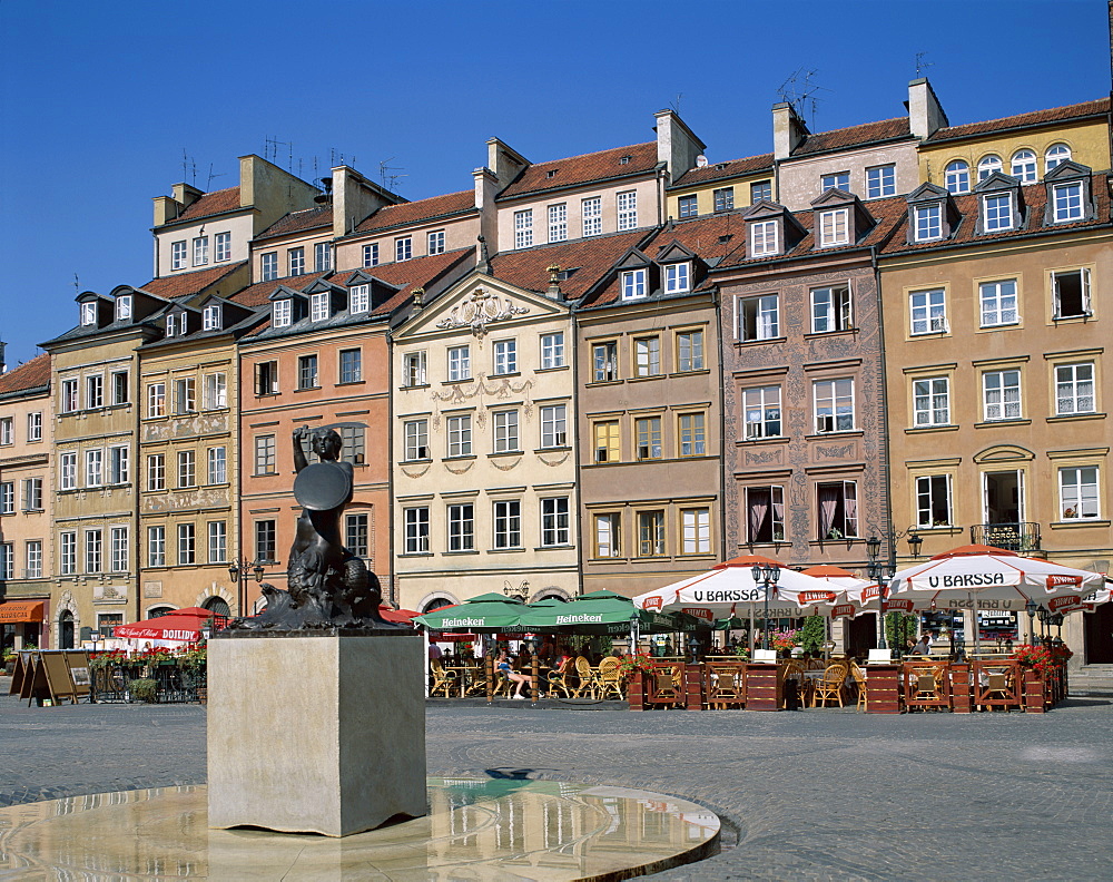 Old Town Square (Stare Miasto), Old Town, UNESCO World Heritage Site, Warsaw, Poland, Europe