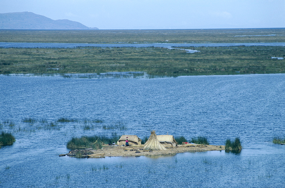 Uros Indian Floating Village, Lake Titicaca, Peru, South America