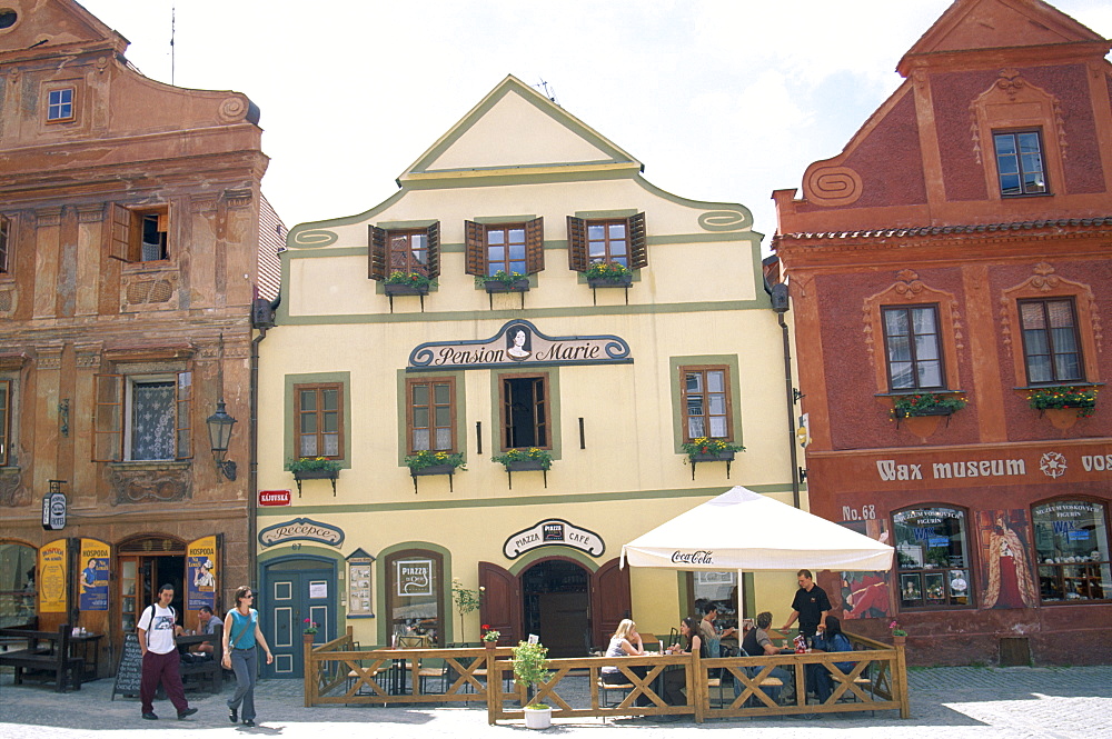 Pension and cafe, Cesky Krumlov, UNESCO World Heritage Site, South Bohemia, Czech Republic, Europe