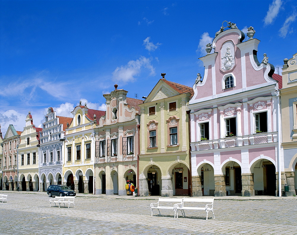 Bohemian architecture, Zacharia Hradec Square, Telc, UNESCO World Heritage Site, South Moravia, Czech Republic, Europe