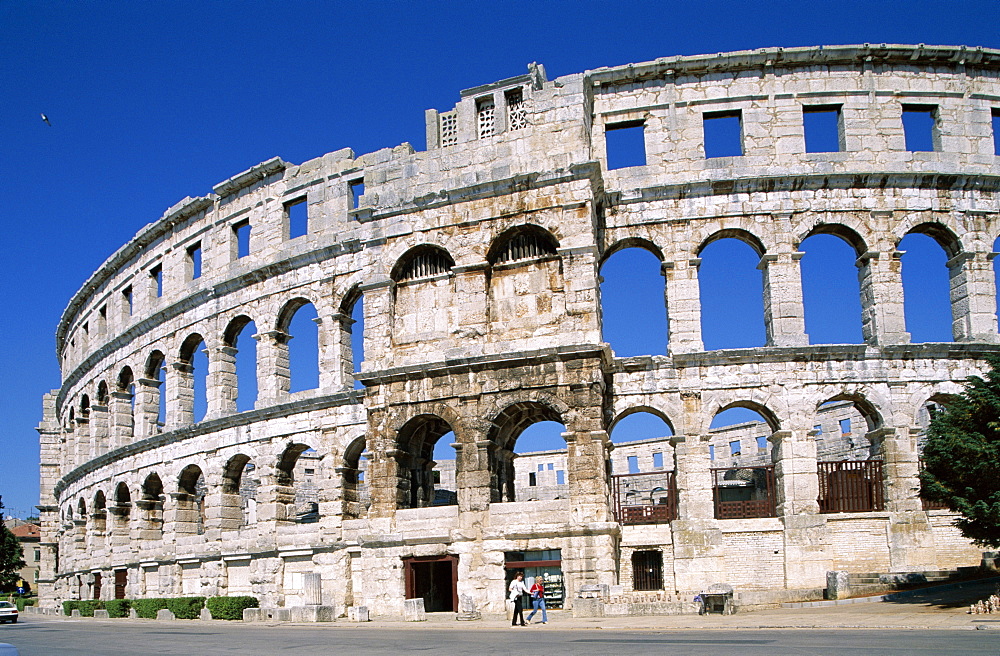 Roman Amphitheatre, Pula, Istria Region, Croatia, Europe