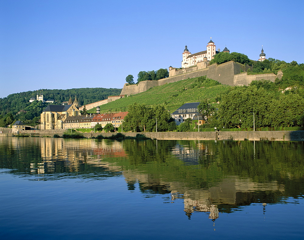 Marienberg Fortress (Festung Marienberg) and River Main, Wurzburg, Romantic Road (Romantische Strasse), Bavaria, Germany, Europe