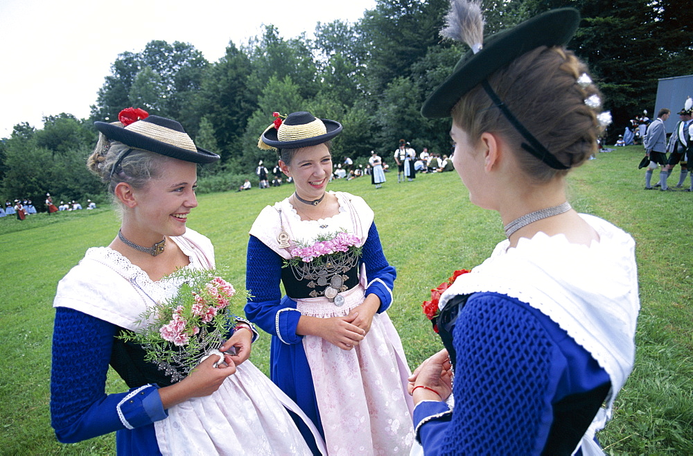 Women in Bavarian costume, Bavarian Festival, Rosenheim, Bavaria, Germany, Europe