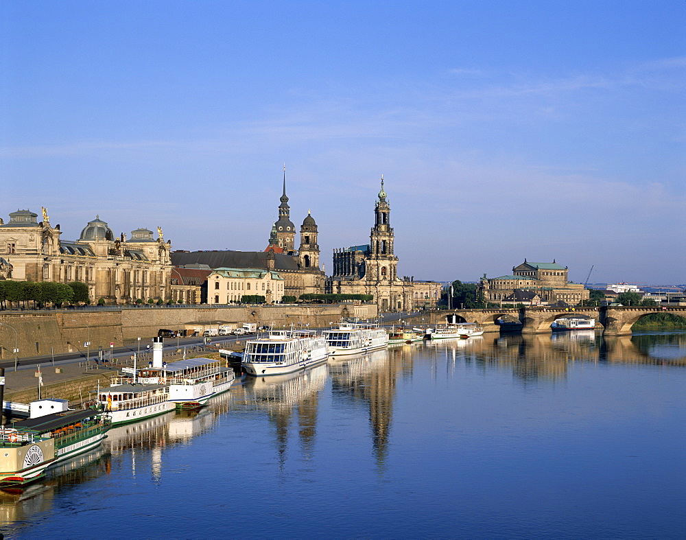 City skyline and Elbe River, Dresden, Saxony, Germany, Europe