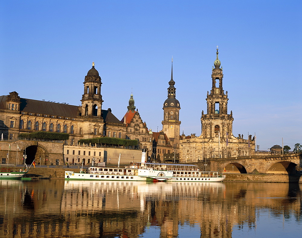 City skyline and Elbe River, Dresden, Saxony, Germany, Europe