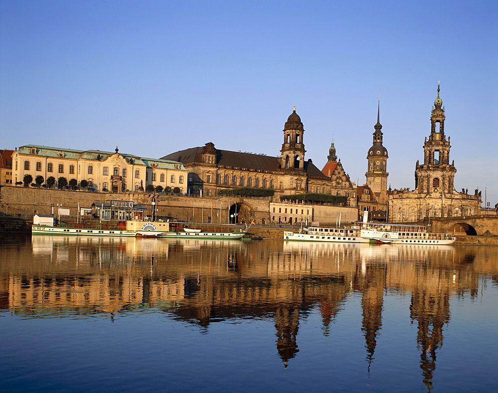 City skyline and Elbe River, Dresden, Saxony, Germany, Europe