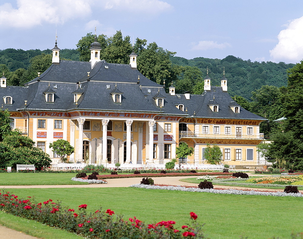 Pillnitz Castle (Schloss Pillnitz), Dresden, Saxony, Germany, Europe