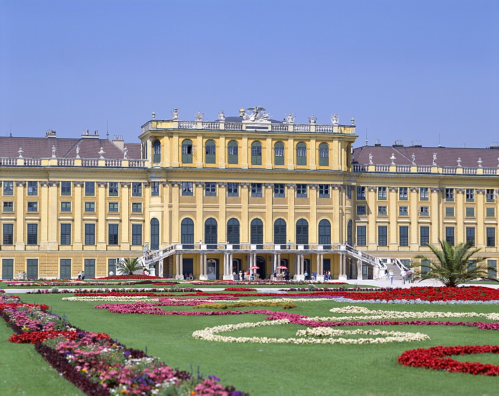 Schonbrunn Palace (Schloss Schonbrunn), UNESCO World Heritage Site, Vienna, Austria, Europe