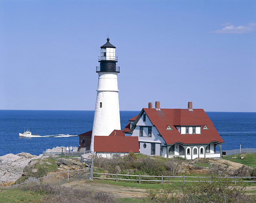 Portland Head Lighthouse, Cape Elizabeth, Maine, New England, United States of America, North America