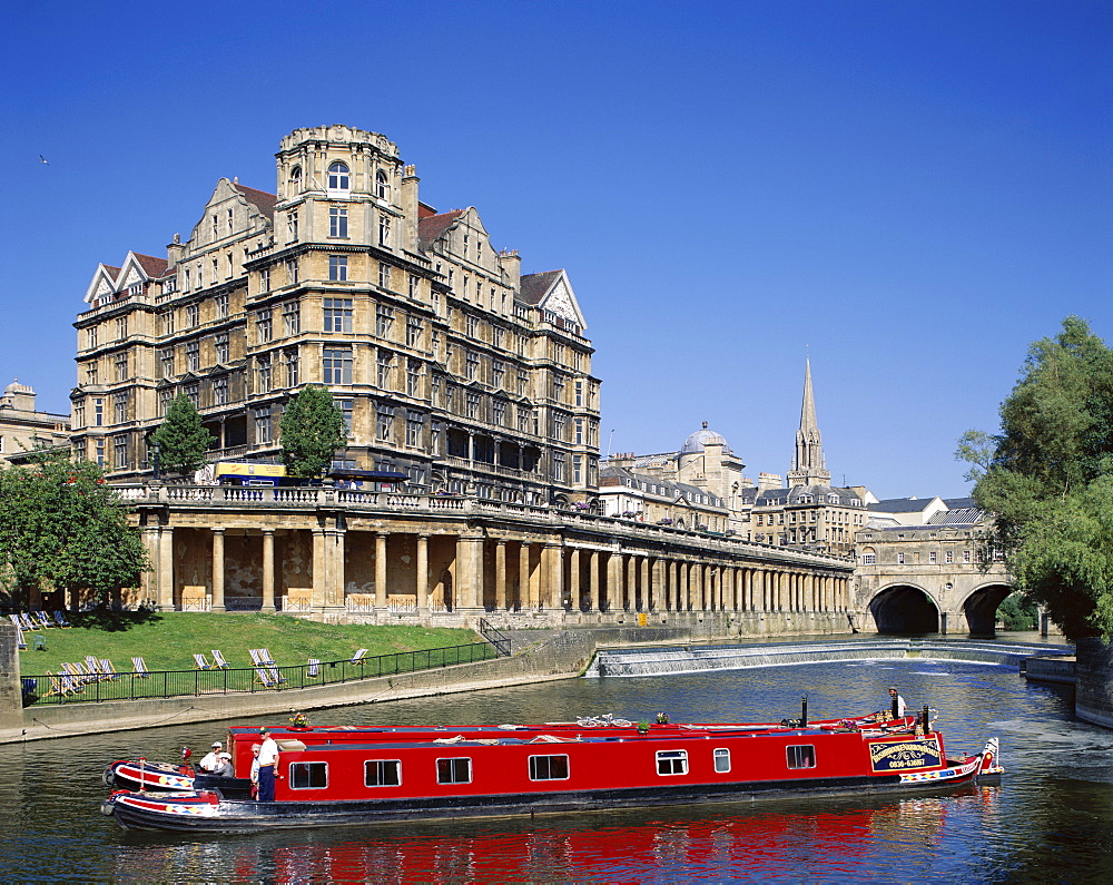 River Avon and canal boat, Bath, UNESCO World Heritage Site, Somerset, England, United Kingdom, Europe