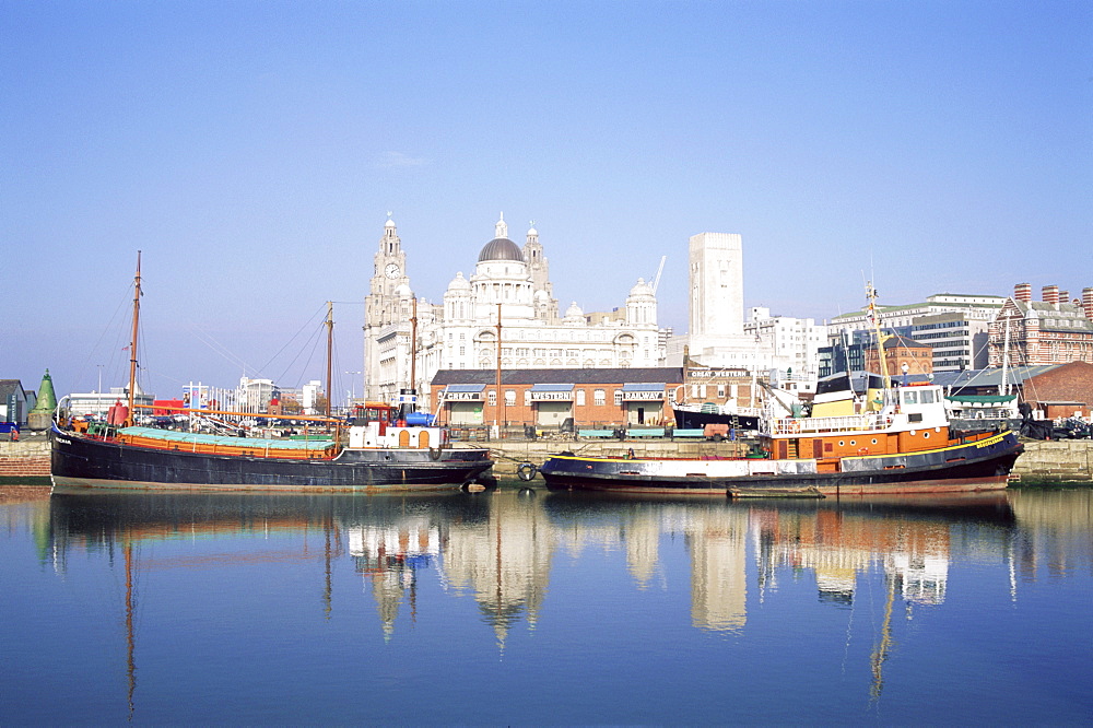 Albert Dock and Pierhead Buildings, Liverpool, Merseyside, England, United Kingdom, Europe