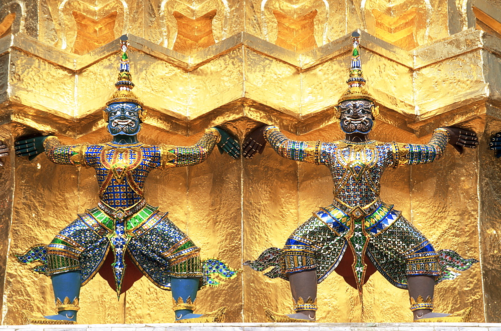 Statues in Wat Phra Kaeo, Grand Palace, Bangkok, Thailand, Southeast Asia, Asia