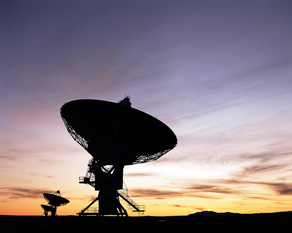 The Very Large Array are radio telescopes consisting of 27 parabolic dish antennae each 25 metres in diameter, Socorro, New Mexico, United States of America, North America