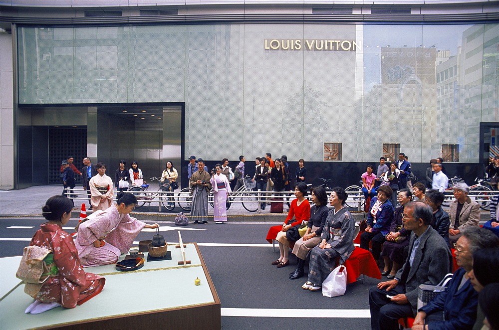 Traditional Tea Ceremony, Ginza, Tokyo, Japan, Asia