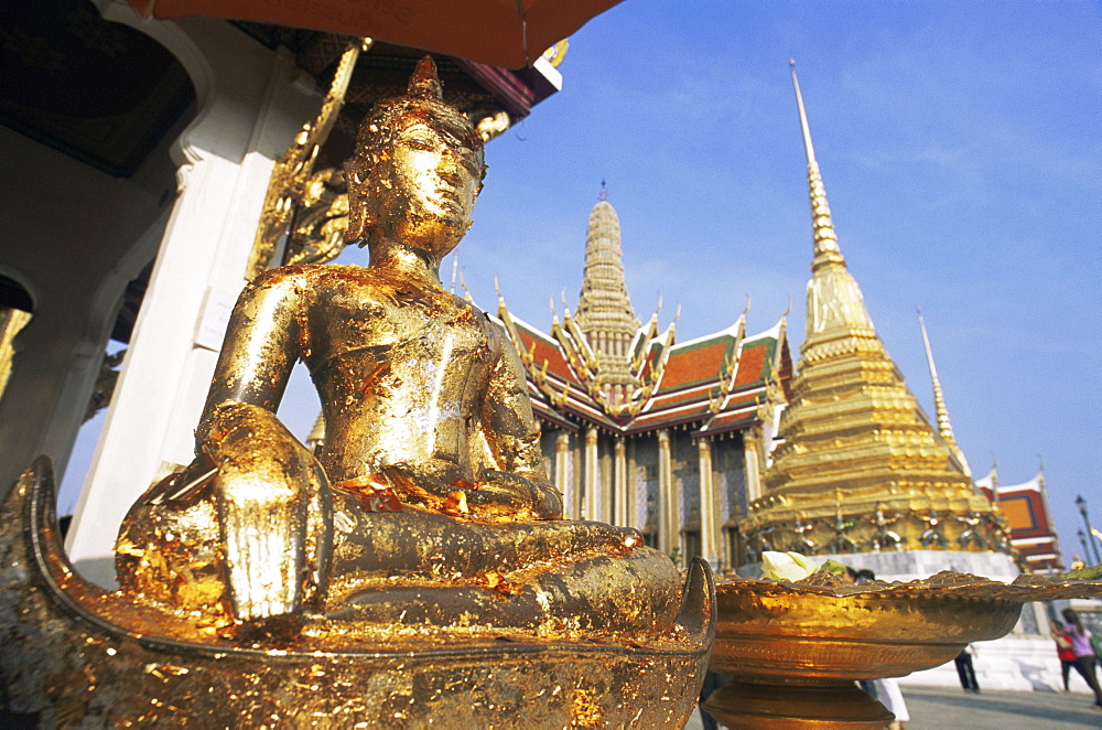 Statue in Wat Phra Kaeo, Grand Palace, Bangkok, Thailand, Southeast Asia, Asia