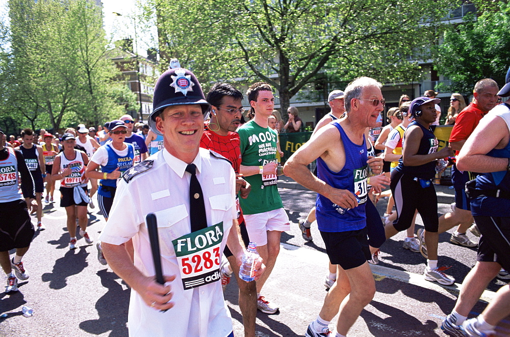 Crowd of runners, London Marathon, London, England, United Kingdom, Europe