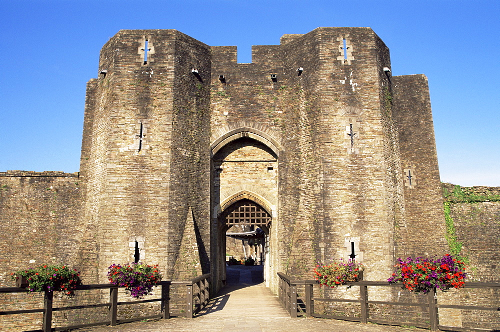 Caerphilly Castle, Caerphilly, Monmouthshire, Wales, United Kingdom, Europe