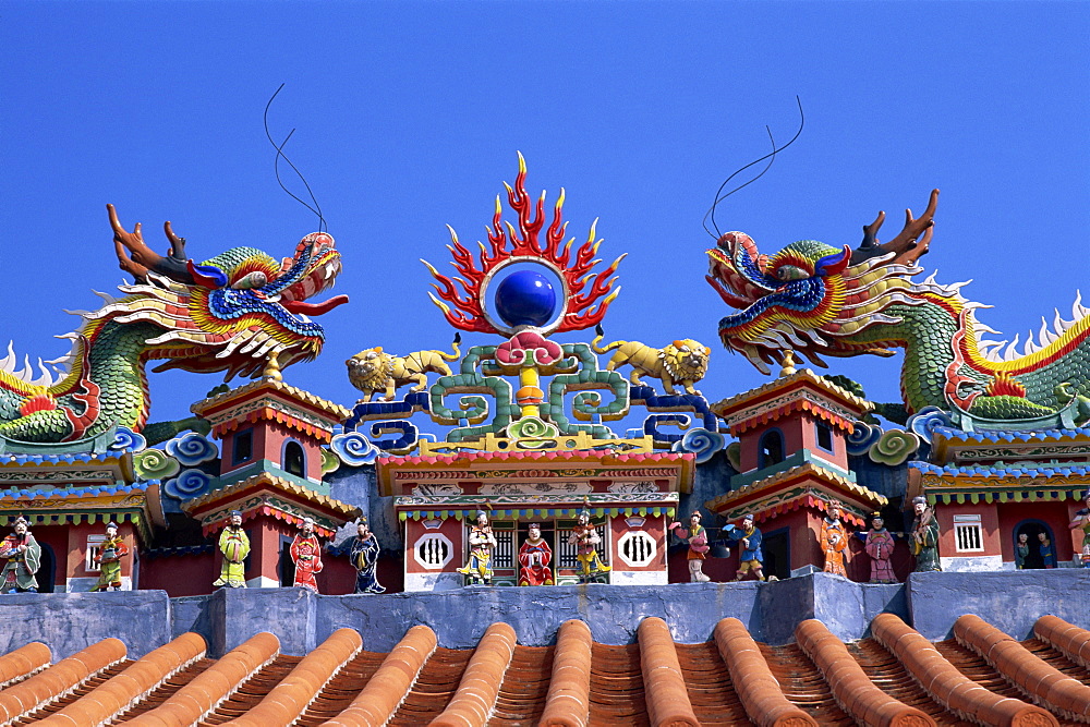 Rooftop detail of Pak Tai Temple, Cheung Chau Island, Hong Kong, China, Asia