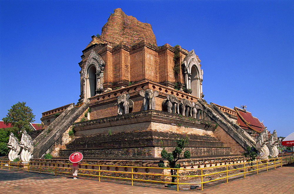 Wat Chedi Luang, Chiang Mai, Thailand, Southeast Asia, Asia