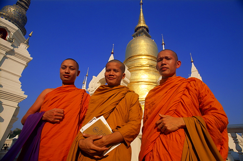 Monks at Wat Suan Dok, Chiang Mai, Thailand, Southeast Asia, Asia