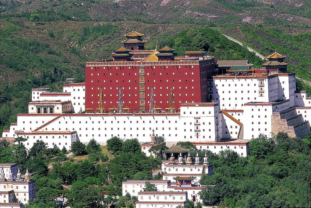 Temple of Potaraka Doctrine dating from 1771, UNESCO World Heritage Site, Chengde, Hebei Province, China, Asia