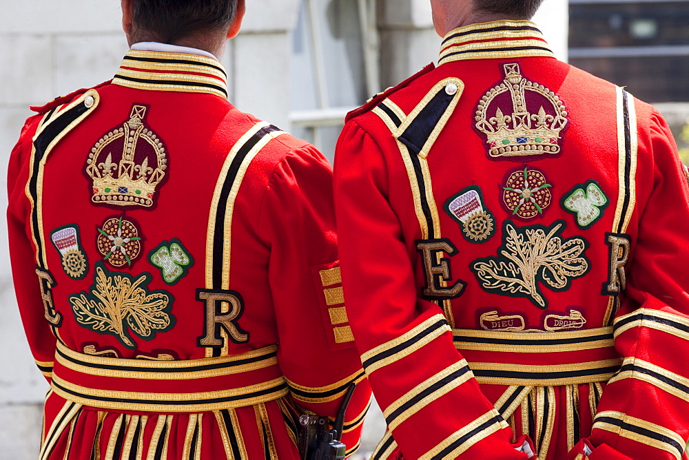 Beefeaters in State Dress, Tower of London, England, United Kingdom, Europe