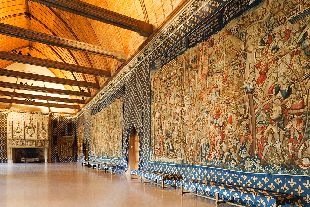 The Tau Room with tapestries depicting the life of Clovis, Tau Palace, UNESCO World Heritage Site, Reims, Champagne, France, Europe