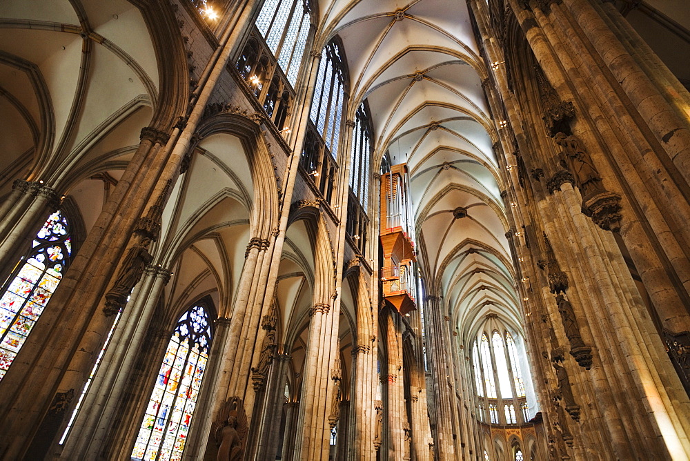 Interior of the Cathedral, UNESCO World Heritage Site, Cologne, North Rhine-Westphalia, Germany, Europe