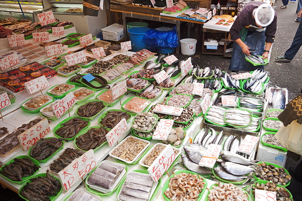 Seafood Shop Display, Tsukiji, Tokyo, Honshu, Japan, Asia