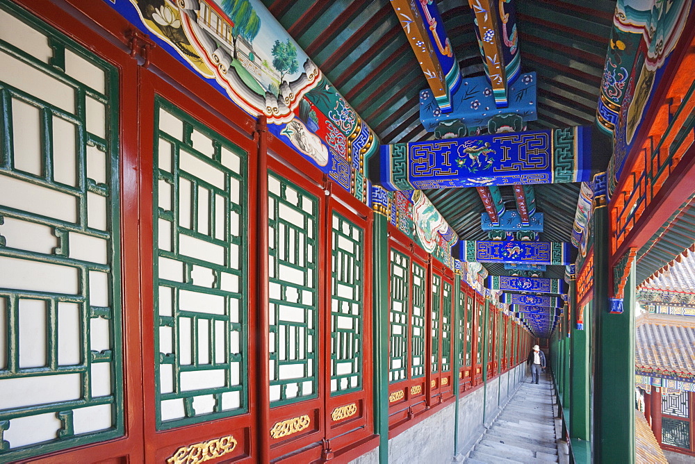 Stairway gallery, the Buddhist Fragrance Pavilion, Summer Palace, UNESCO World Heritage Site, Beijing, China, Asia