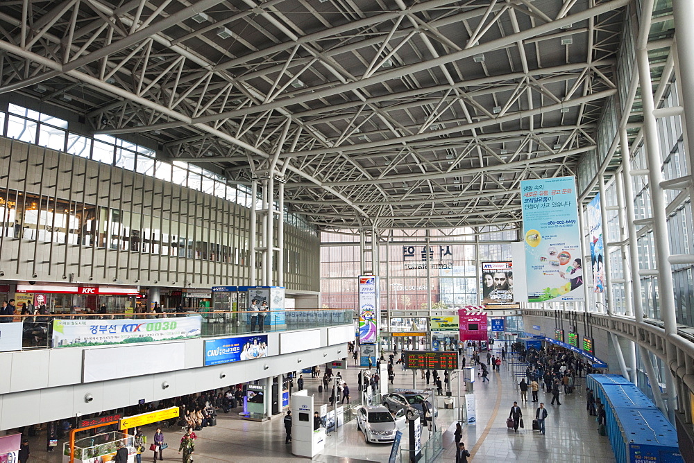 Seoul Train Station, Seoul, South Korea, Asia