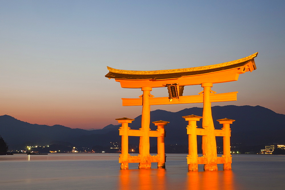 Torii Gate, Itsukushima Shrine, UNESCO World Heritage Site, Miyajima Island, Japan, Asia