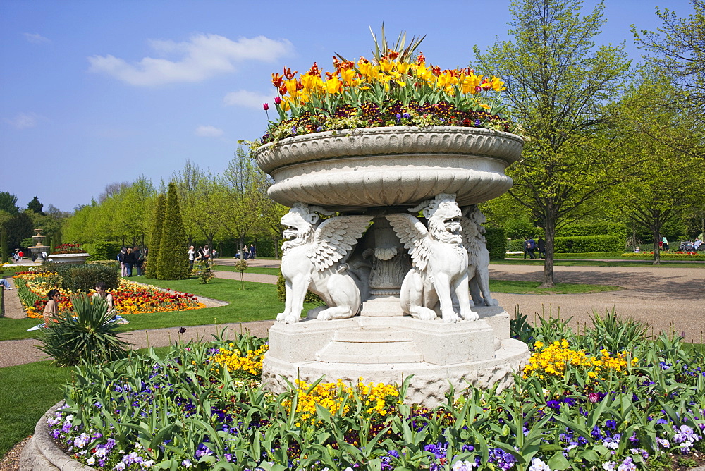 Flower display, Avenue Gardens, Regents Park, London, England, United Kingdom, Europe