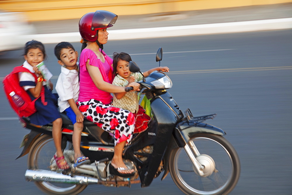 People on motorcycle, Phnom Penh, Cambodia, Indochina, Southeast Asia, Asia