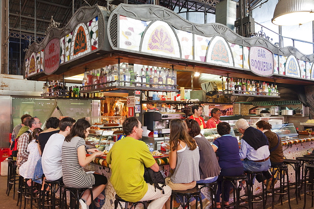 Drinks and Tapas Bar, La Boqueria Market, The Ramblas, Barcelona, Catalonia, Spain, Europe