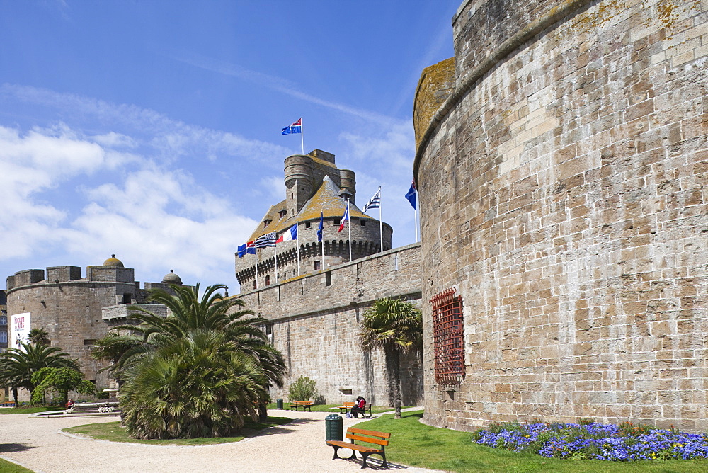 The Fort and City Walls, St. Malo, Brittany, France, Europe