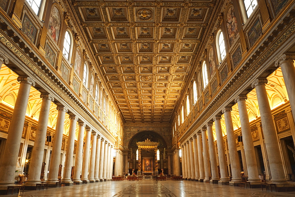 Interior of Santa Maria Maggiore Church, Rome, Lazio, Italy, Europe