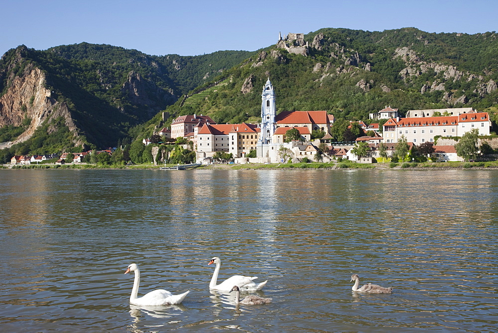 Durnstein and the Danube River, Wachau Cultural Landscape, UNESCO World Heritage Site, Austria, Europe