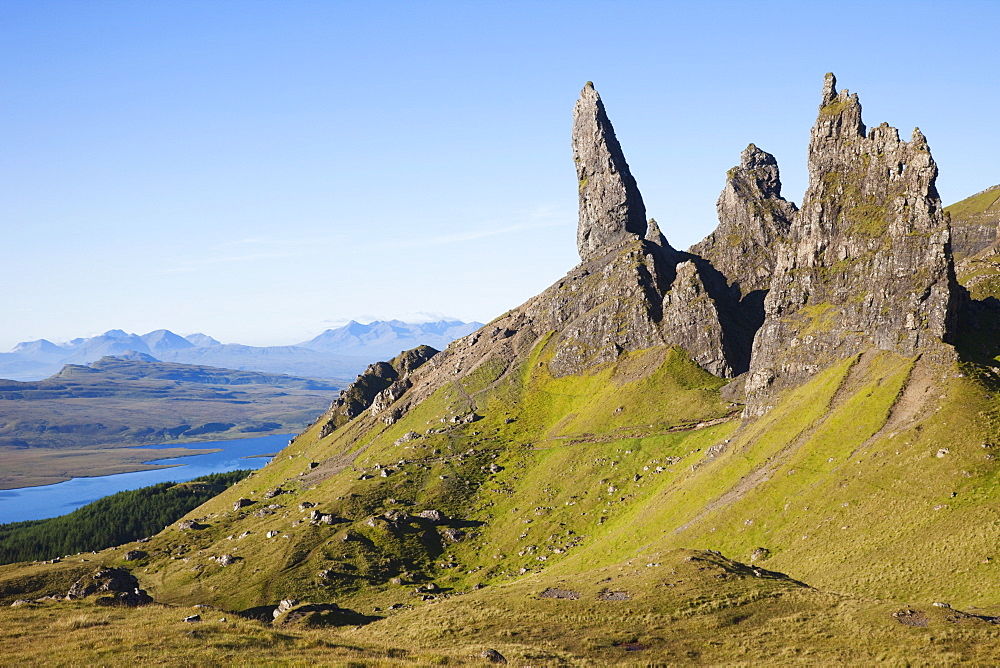 Old Man of Storr mountain, Trotternish Peninsula, Isle of Skye, Inner Hebrides, Scotland, United Kingdom, Europe