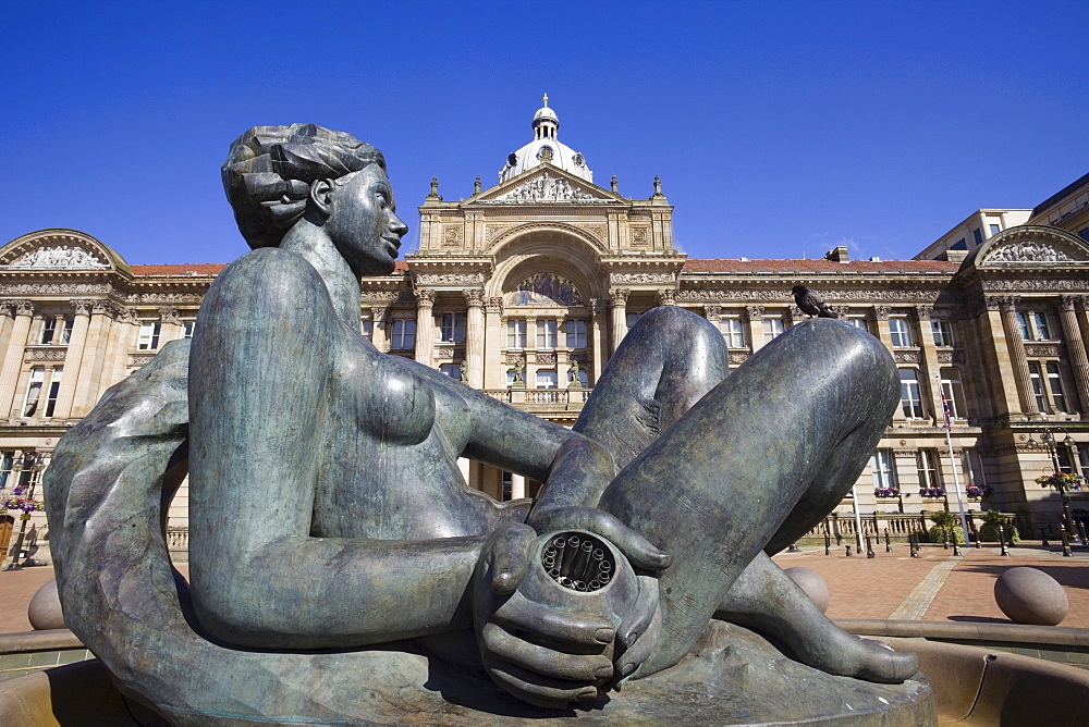 The River Fountain statue known as The Floozie in the Jacuzzi, sculpted by Dhurva Mistry, Victoria Square, Birmingham, England, United Kingdom, Europe