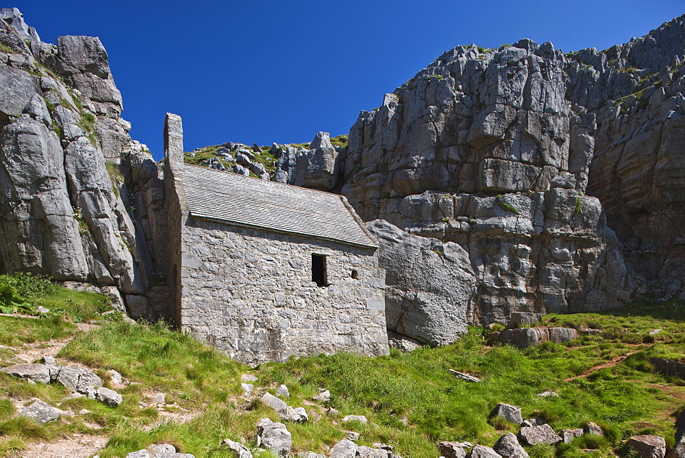 St. Govan's Chapel, St. Govan's, Pembrokeshire, Wales, United Kingdom, Europe