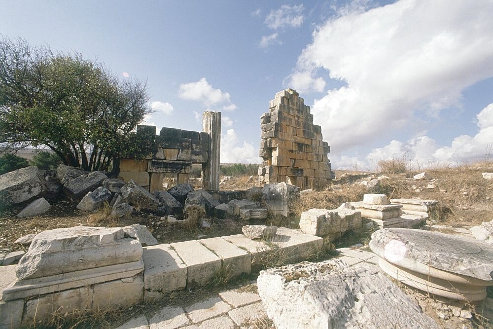 Photograph of the ruins of Tel Kedesh in the Upper Galilee, Israel