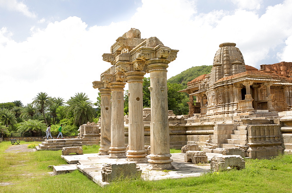 The Sas-Bahu Temples consisting of two temples and a stone archway with exquisite carvings depicting Hindu deities, near Udaipur, Rajasthan, India, Asia