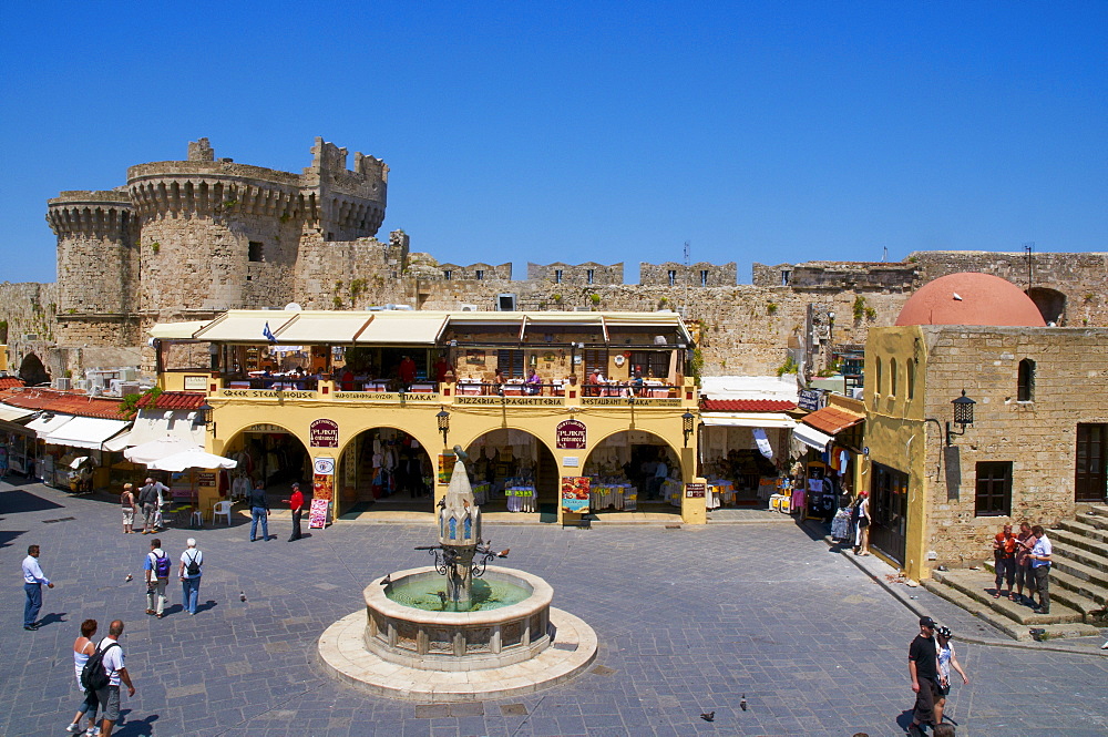 Place Hippocrate (Ipocratous), City of Rhodes, UNESCO World Heritage Site, Rhodes, Dodecanese, Greek Islands, Greece, Europe