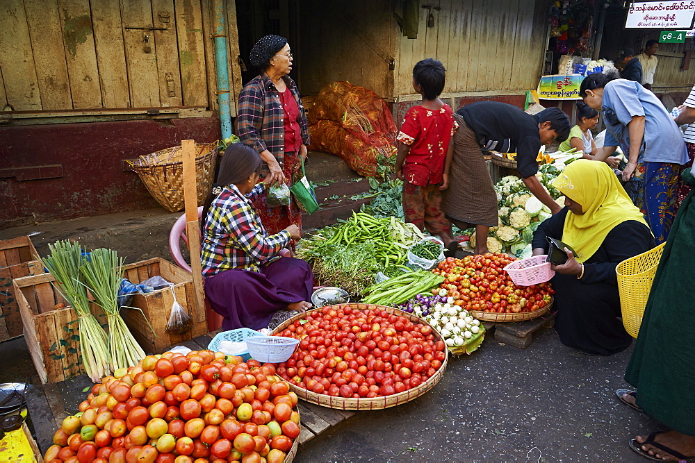 Vegetable market, Bogyoke Aung San market, Yangon (Rangoon), Myanmar (Burma), Asia